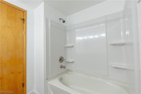 1227 33rd Street NE Canton OH 44714