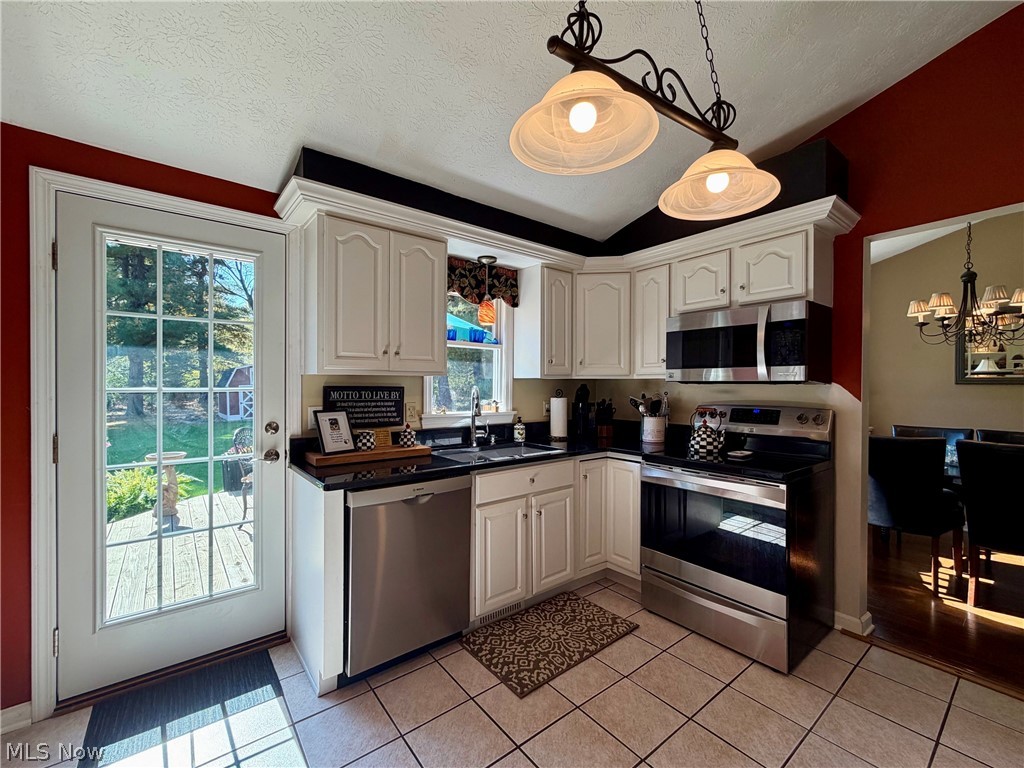13133 Longwood Avenue Burton OH 44021