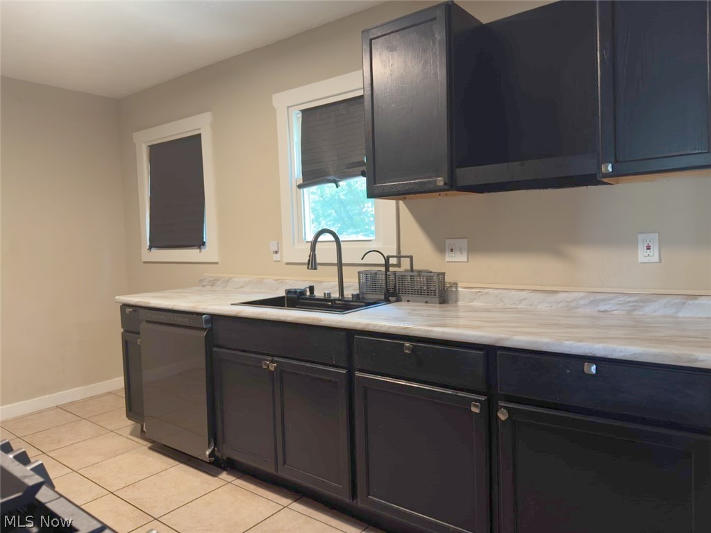 2024 Ridgehill Road Cleveland OH 44121