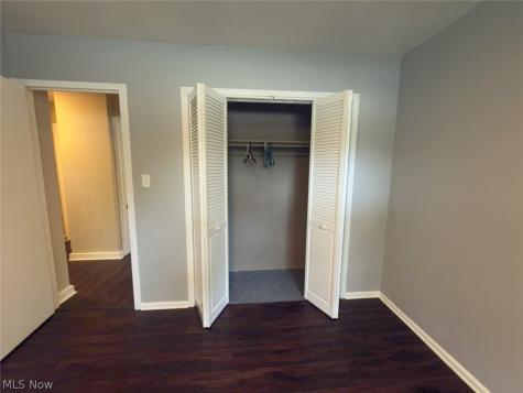 2024 Ridgehill Road Cleveland OH 44121