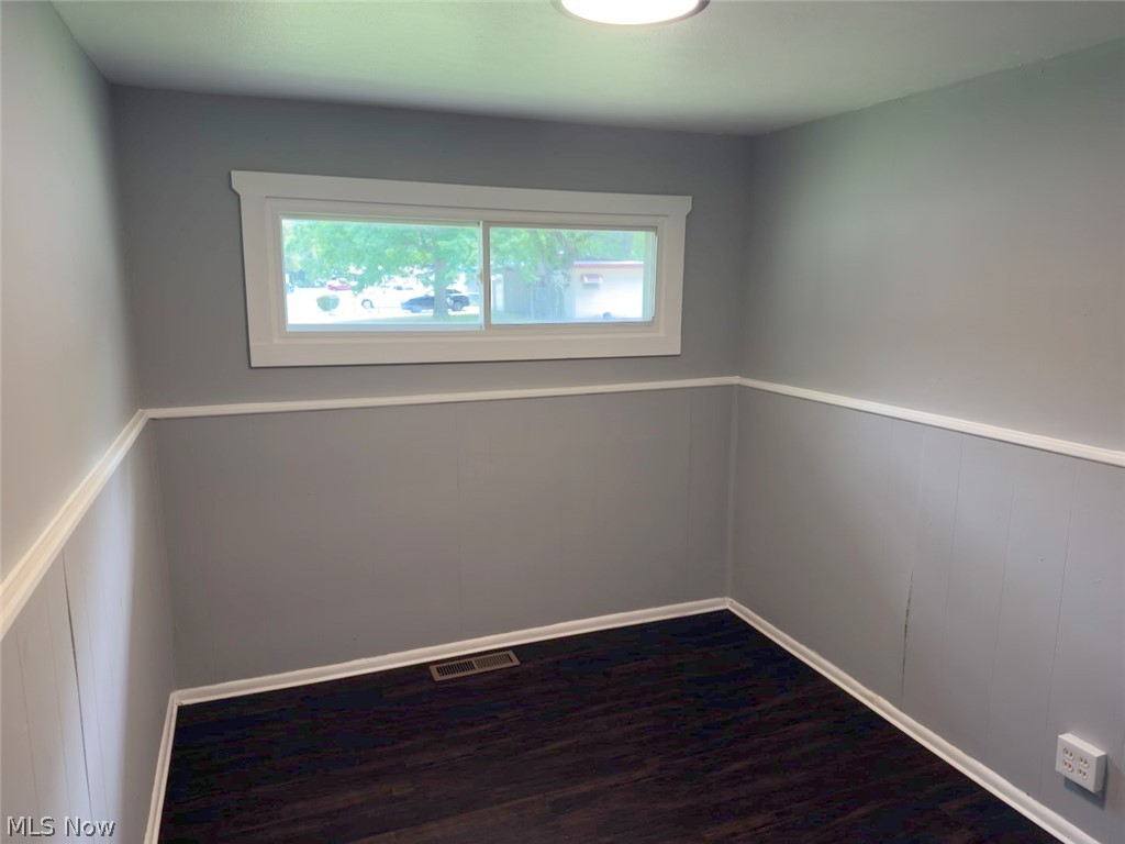 2024 Ridgehill Road Cleveland OH 44121
