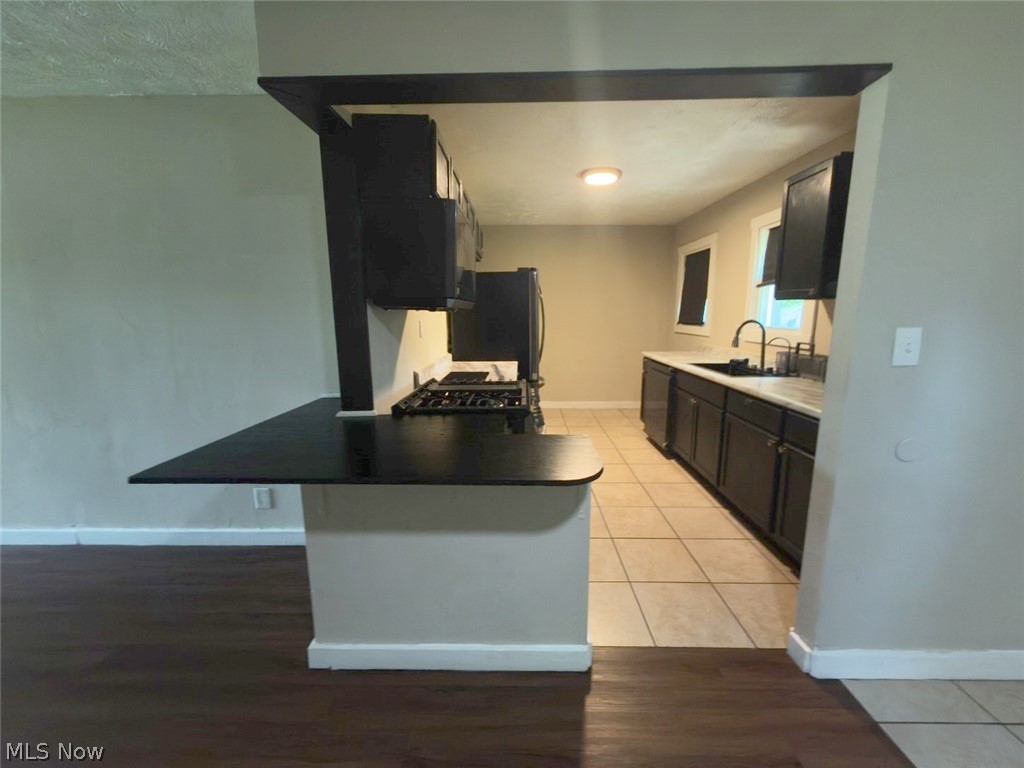 2024 Ridgehill Road Cleveland OH 44121