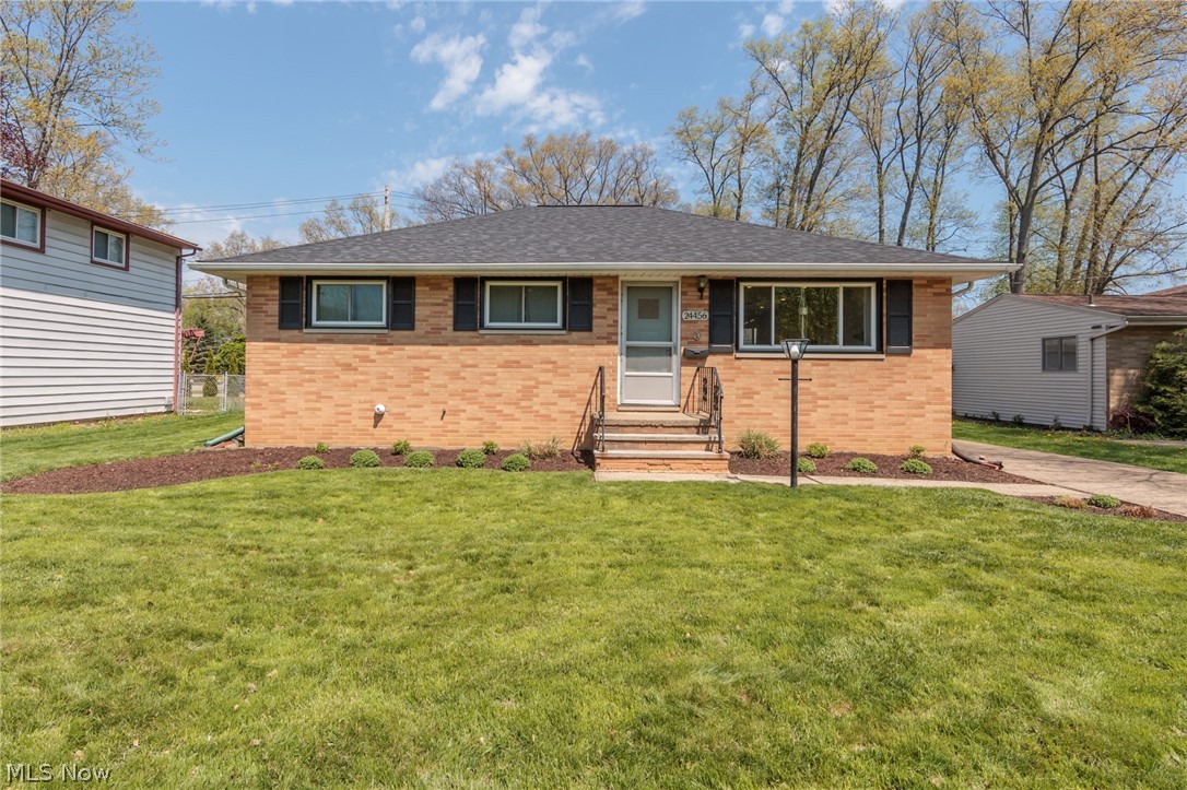 24456 Noreen Drive North Olmsted OH 44070