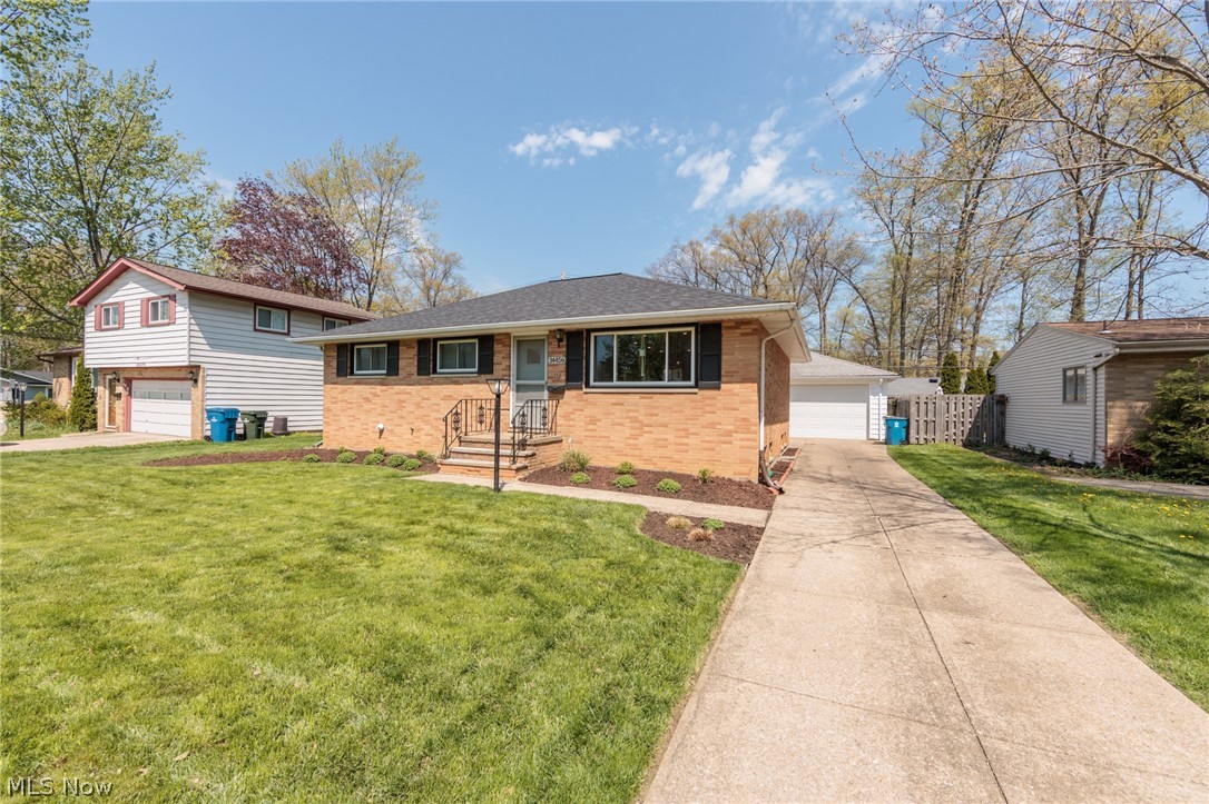 24456 Noreen Drive North Olmsted OH 44070