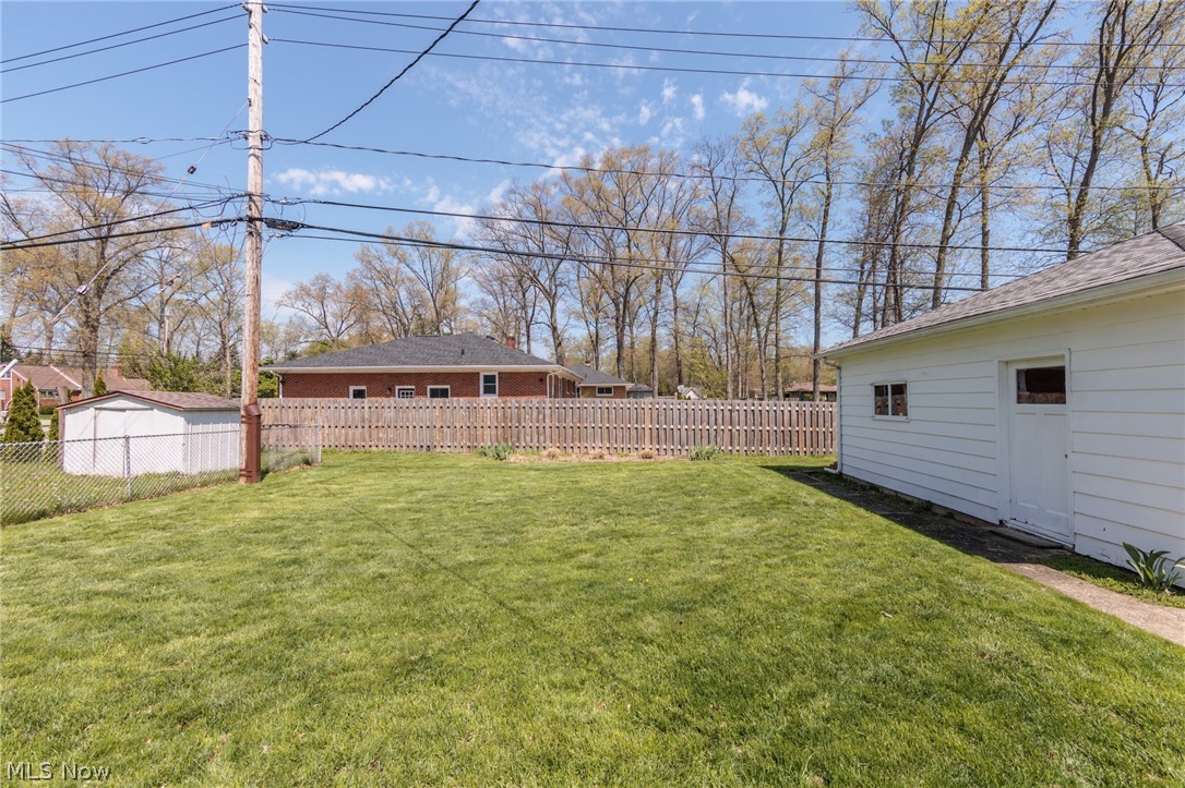 24456 Noreen Drive North Olmsted OH 44070