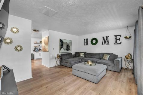 7712 Spafford Road Cleveland OH 44105