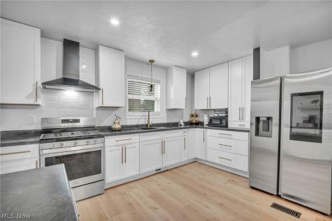 7712 Spafford Road Cleveland OH 44105