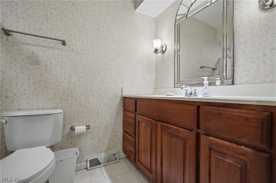 1291 N Revere Road Akron OH 44333