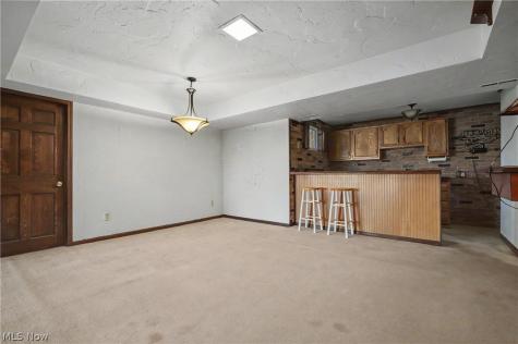 1291 N Revere Road Akron OH 44333