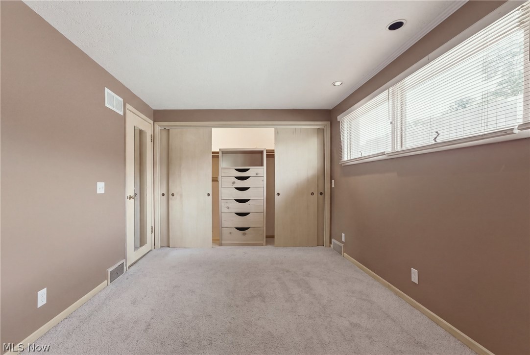 1111 Singing Brook Avenue NW Massillon OH 44646