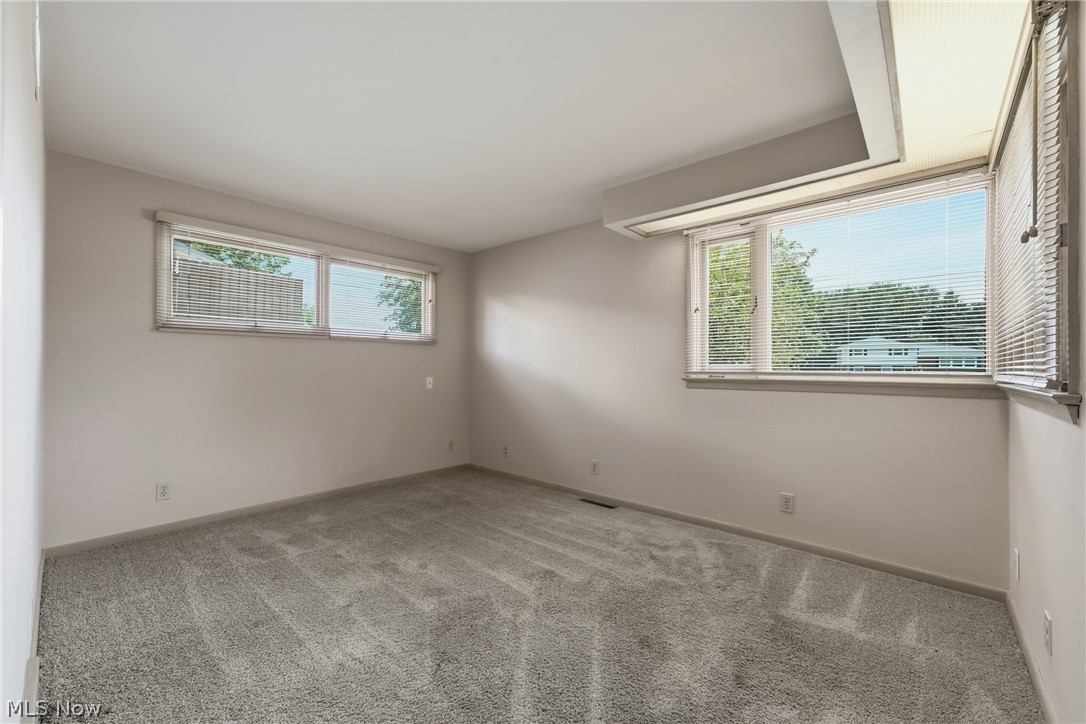 1111 Singing Brook Avenue NW Massillon OH 44646