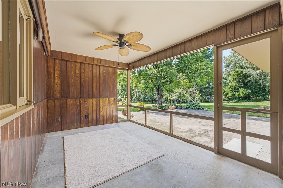 1111 Singing Brook Avenue NW Massillon OH 44646
