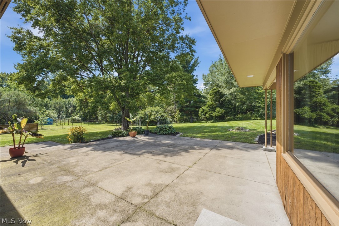 1111 Singing Brook Avenue NW Massillon OH 44646