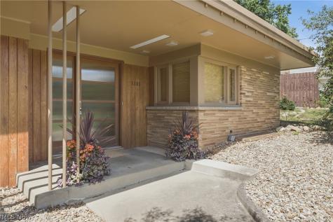 1111 Singing Brook Avenue NW Massillon OH 44646