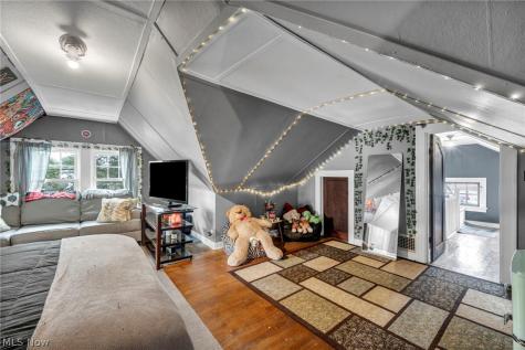 167 Lear Road Avon Lake OH 44012