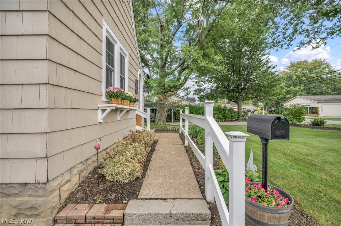 167 Lear Road Avon Lake OH 44012