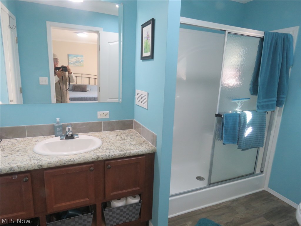 226 Hickory Circle Elyria OH 44035