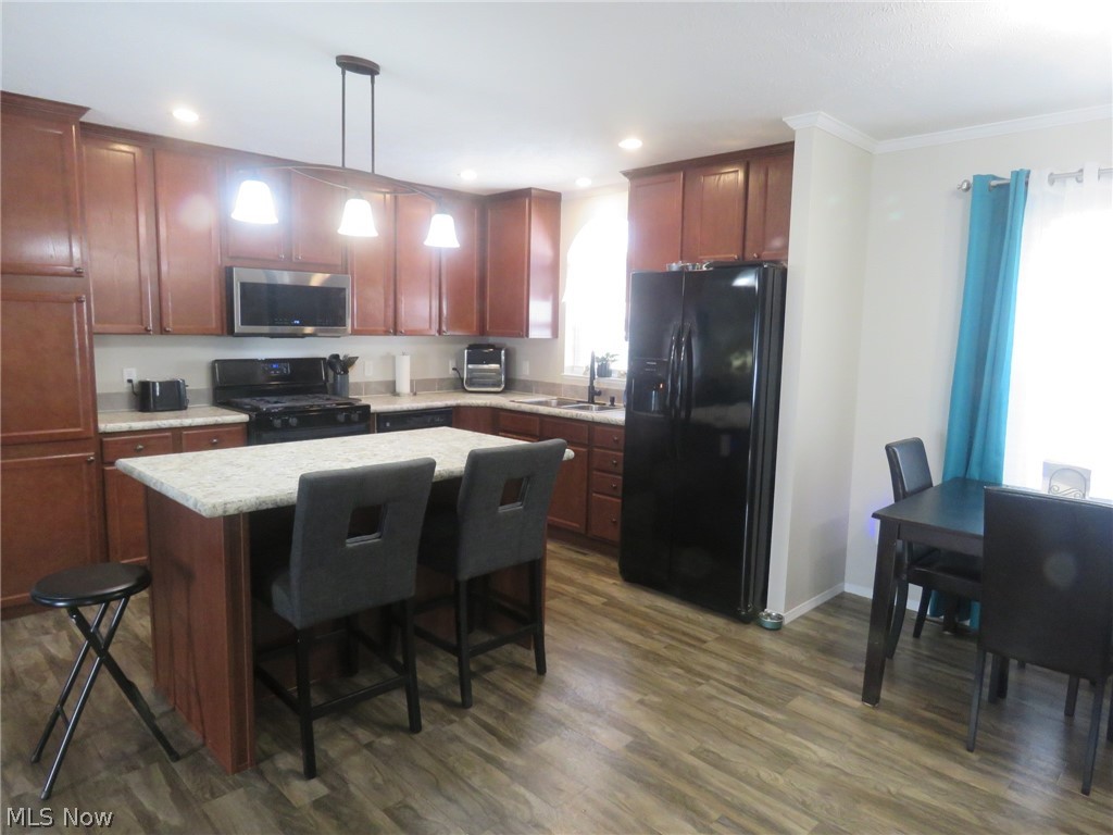 226 Hickory Circle Elyria OH 44035