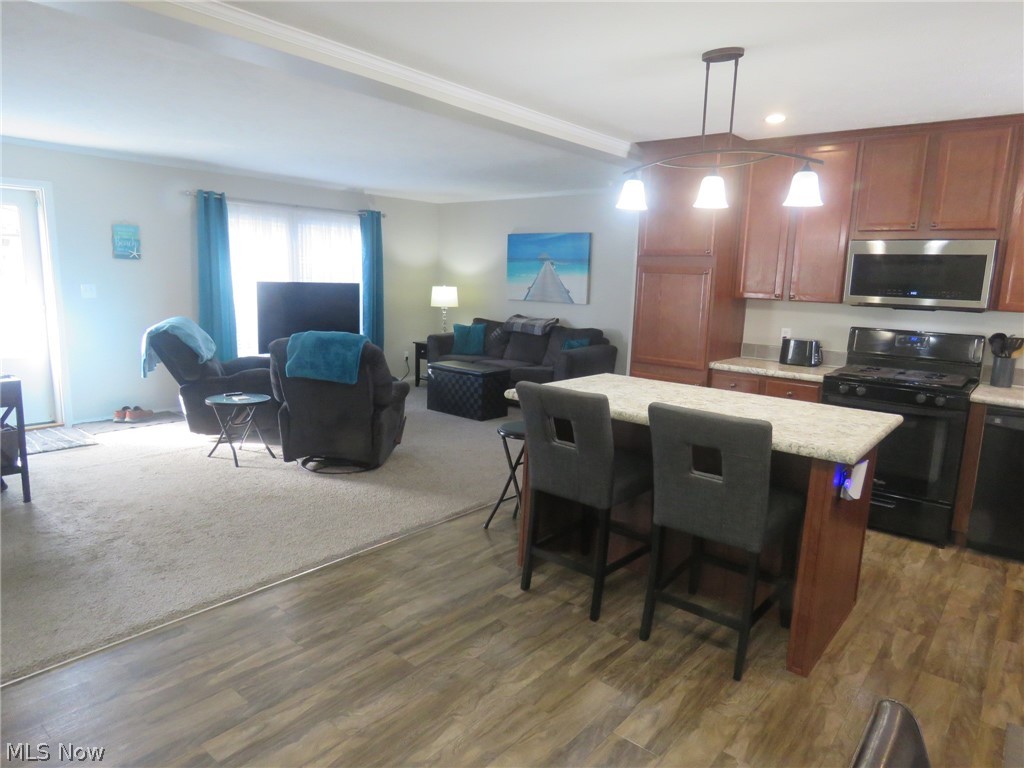 226 Hickory Circle Elyria OH 44035
