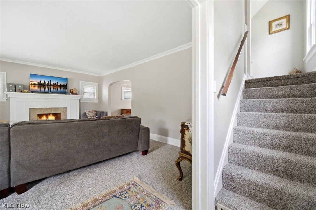 1668 Lewis Drive Lakewood OH 44107