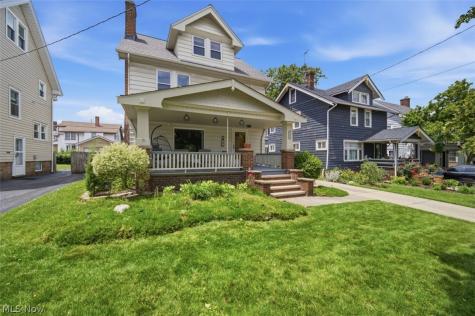 1668 Lewis Drive Lakewood OH 44107