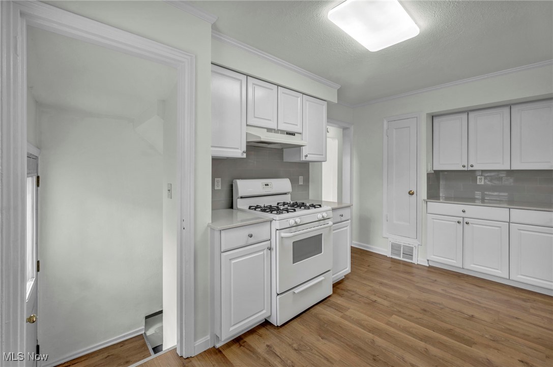 1731 Highview Avenue Akron OH 44301