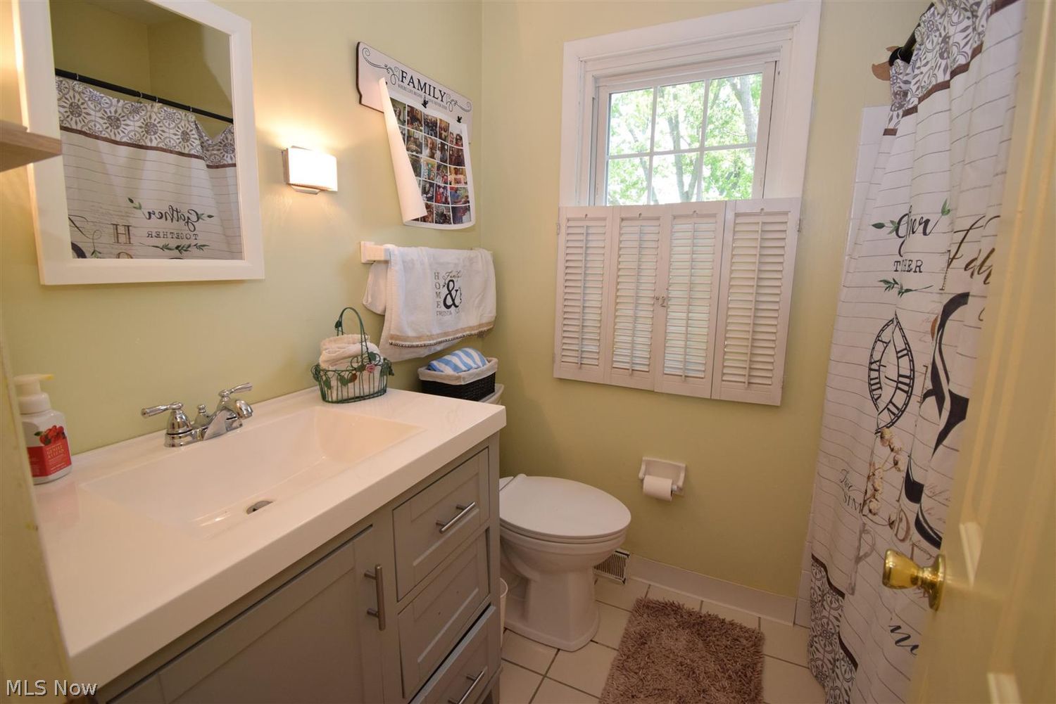 217 Sunset Drive Hudson OH 44236
