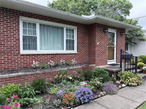 222 N Pershing Avenue Akron OH 44313