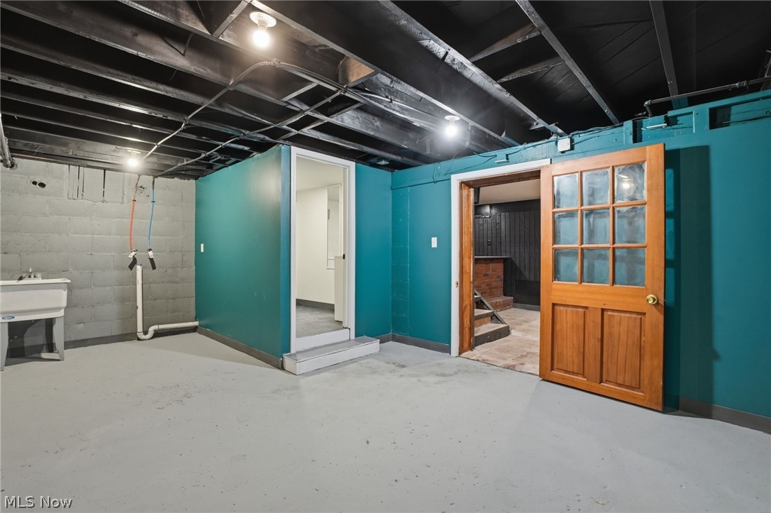 2757 Burns Road Madison OH 44057
