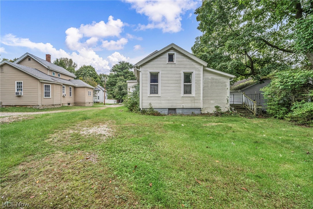 535 Day Street Ravenna OH 44266