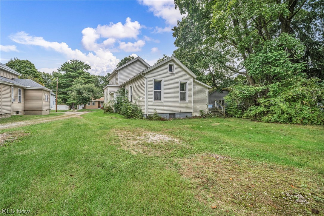 535 Day Street Ravenna OH 44266