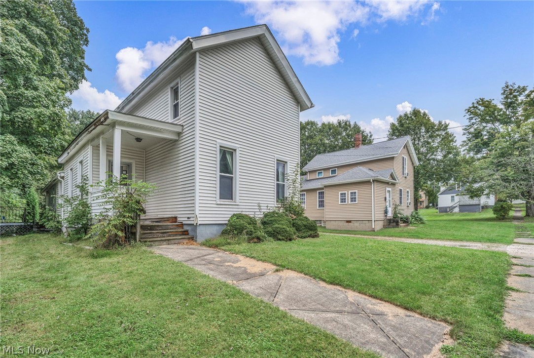 535 Day Street Ravenna OH 44266