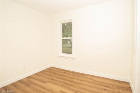 2325 Eastlawn Avenue Akron OH 44305