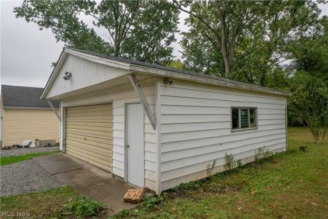 2325 Eastlawn Avenue Akron OH 44305