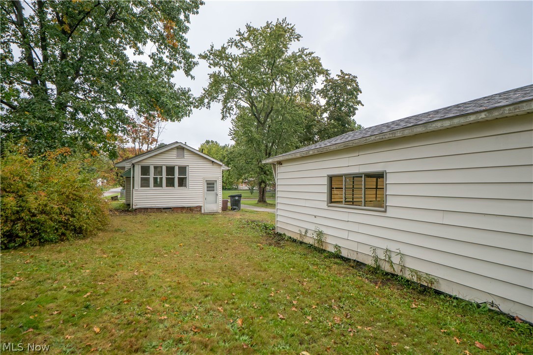 2325 Eastlawn Avenue Akron OH 44305