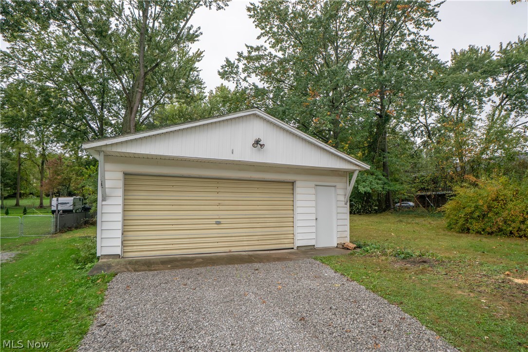 2325 Eastlawn Avenue Akron OH 44305