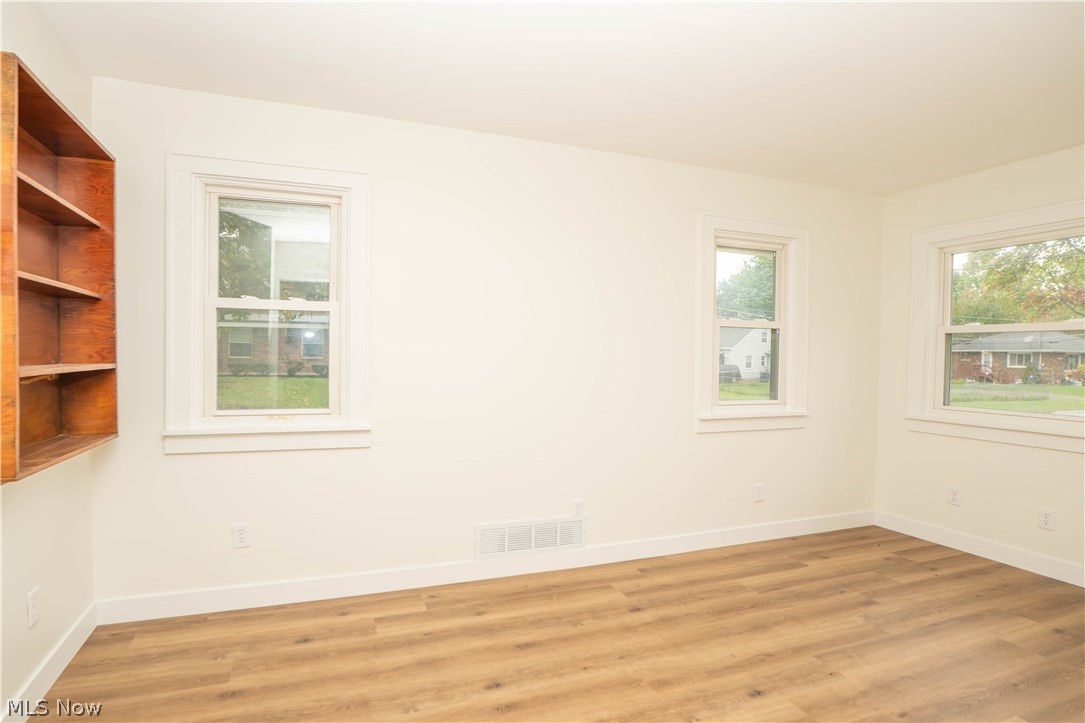 2325 Eastlawn Avenue Akron OH 44305