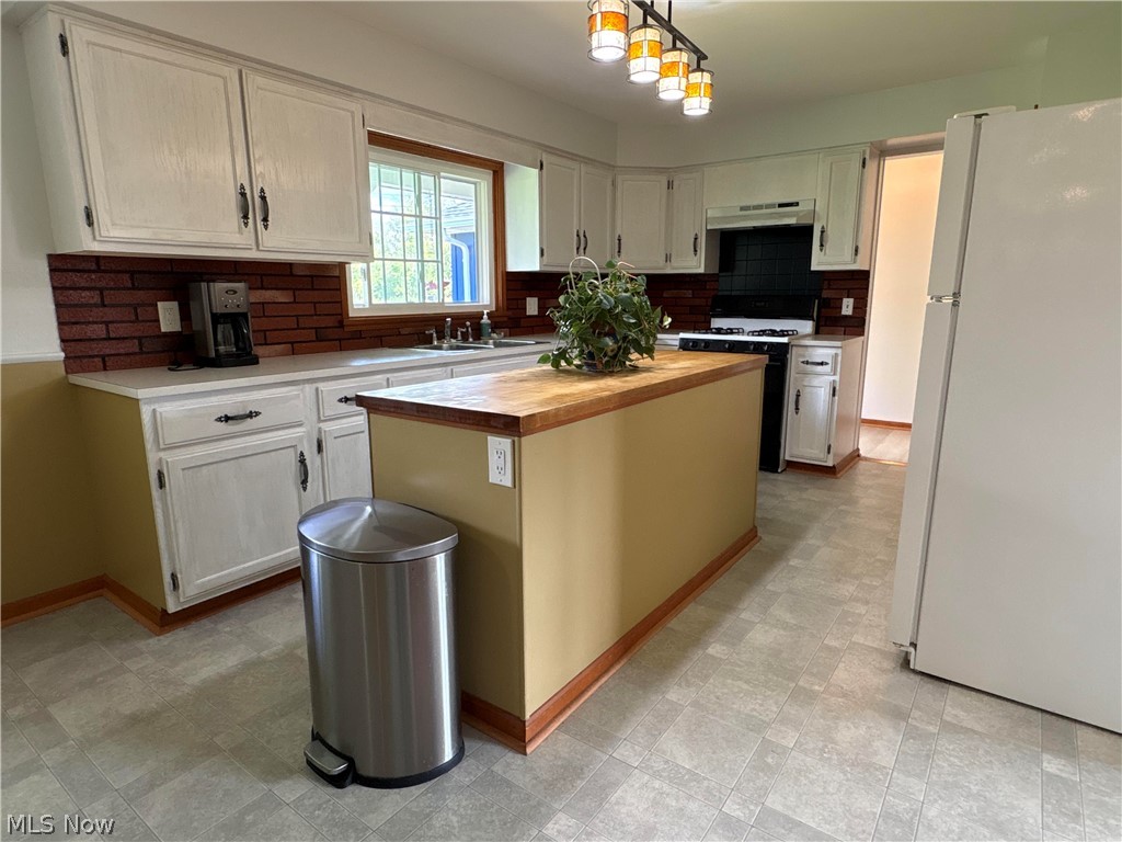28000 Aurora Road Solon OH 44139