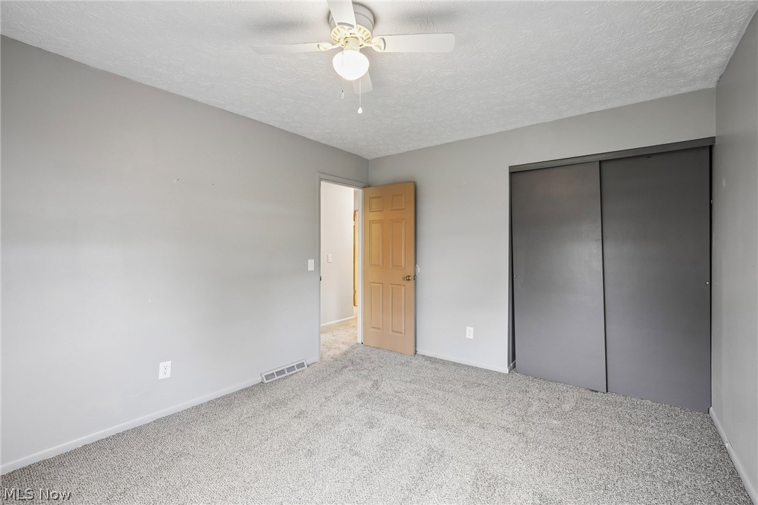 2212 Zircon Street NE Canton OH 44721