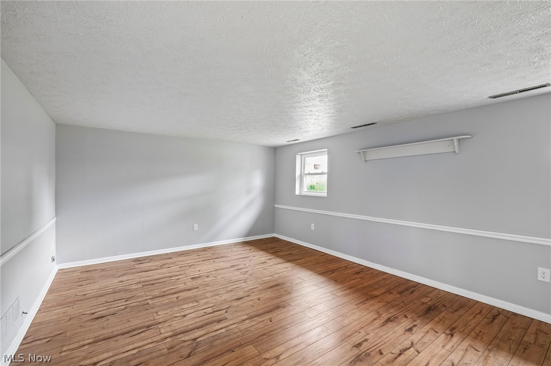 2212 Zircon Street NE Canton OH 44721