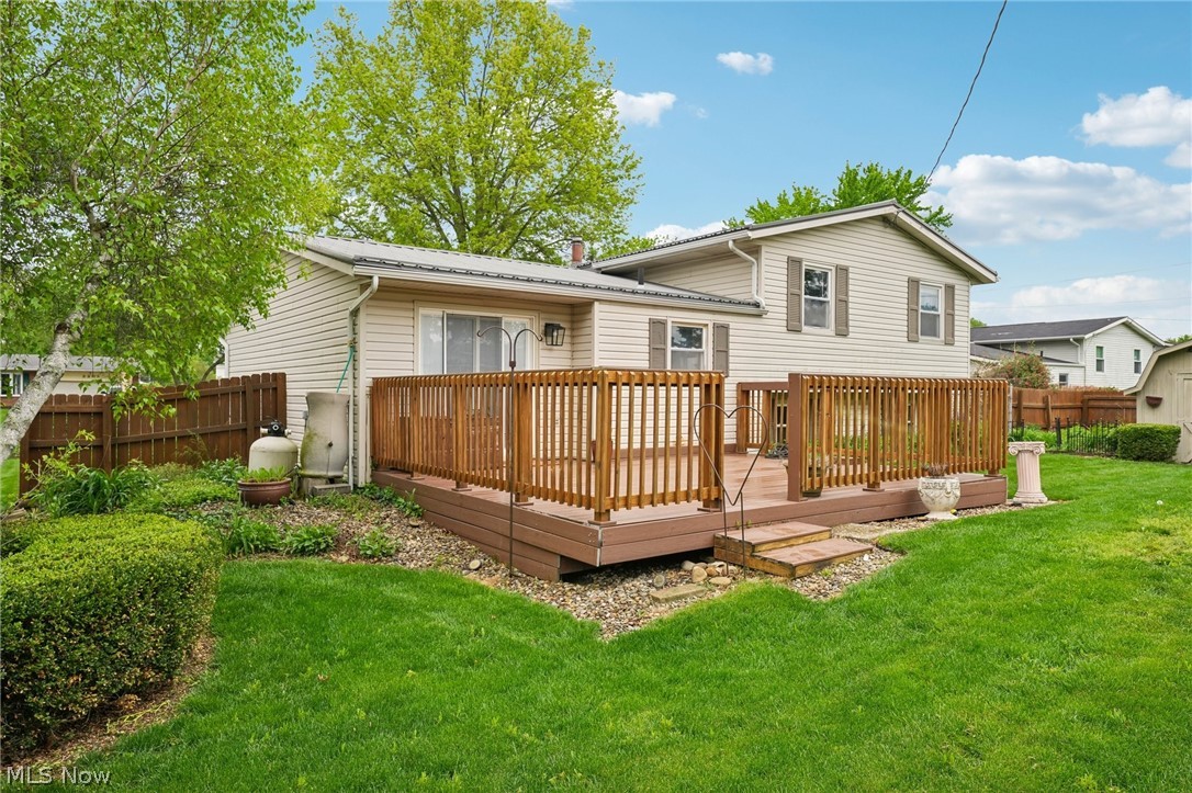 2212 Zircon Street NE Canton OH 44721