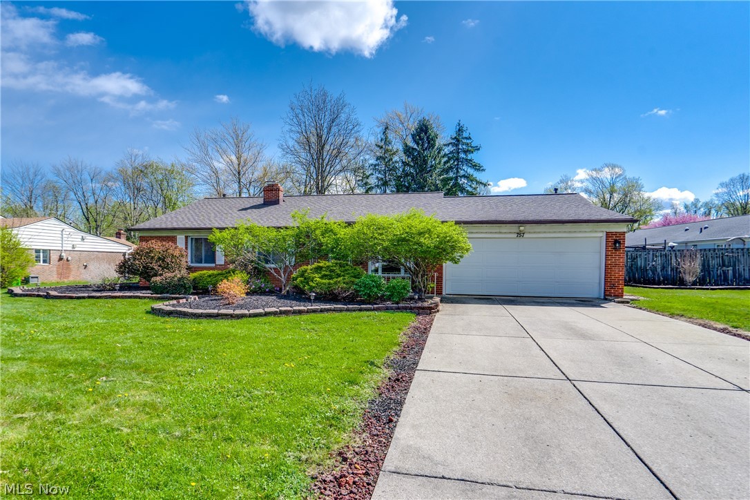 757 Esther Road Highland Heights OH 44143