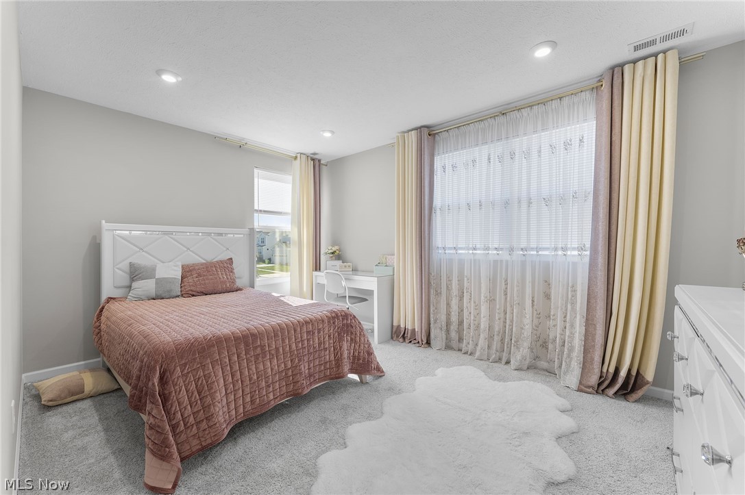 98 Benjamin Way Tallmadge OH 44278