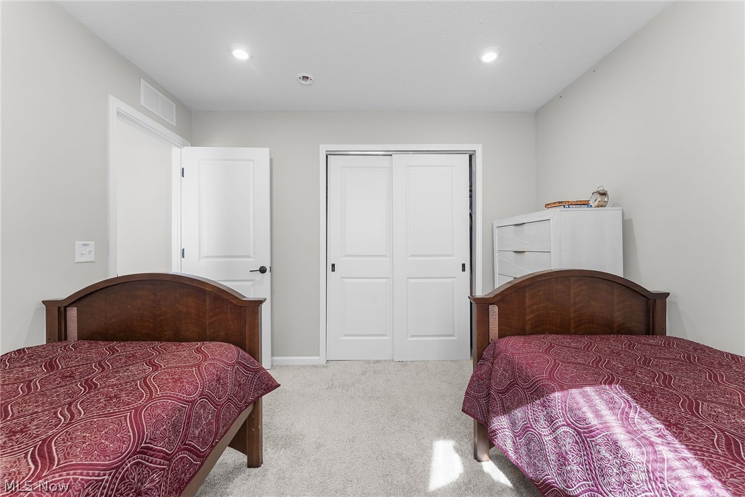 98 Benjamin Way Tallmadge OH 44278