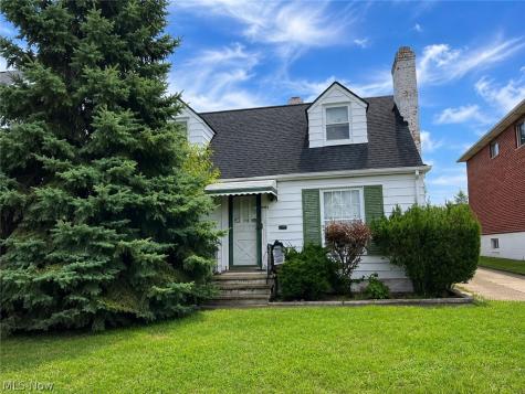 11102 Park Heights Avenue Garfield Heights OH 44125