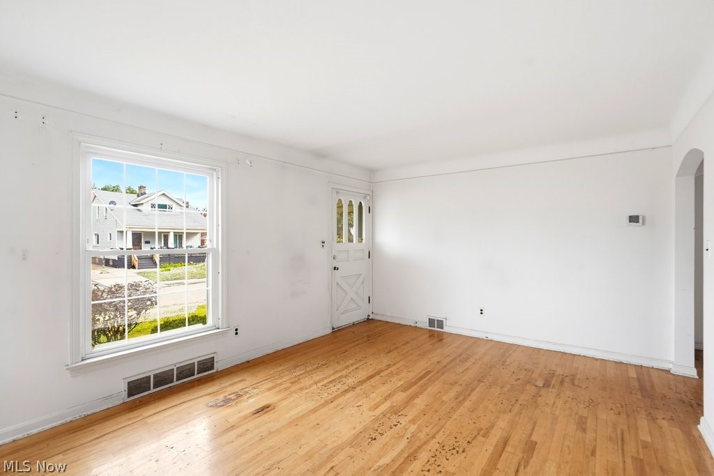 11102 Park Heights Avenue Garfield Heights OH 44125