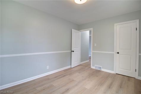 6969 Broadview Road Seven Hills OH 44131