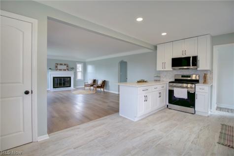 6969 Broadview Road Seven Hills OH 44131