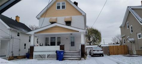 4267 W 21 Cleveland OH 44109