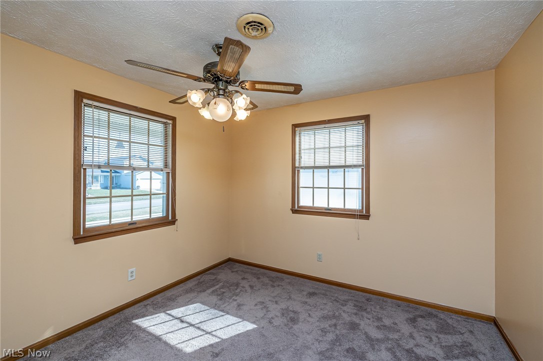 1260 Meadowview Lane Amherst OH 44001